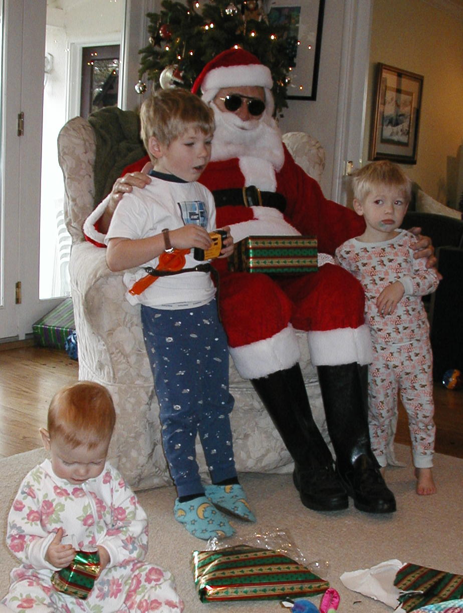 christmas2002012.jpg